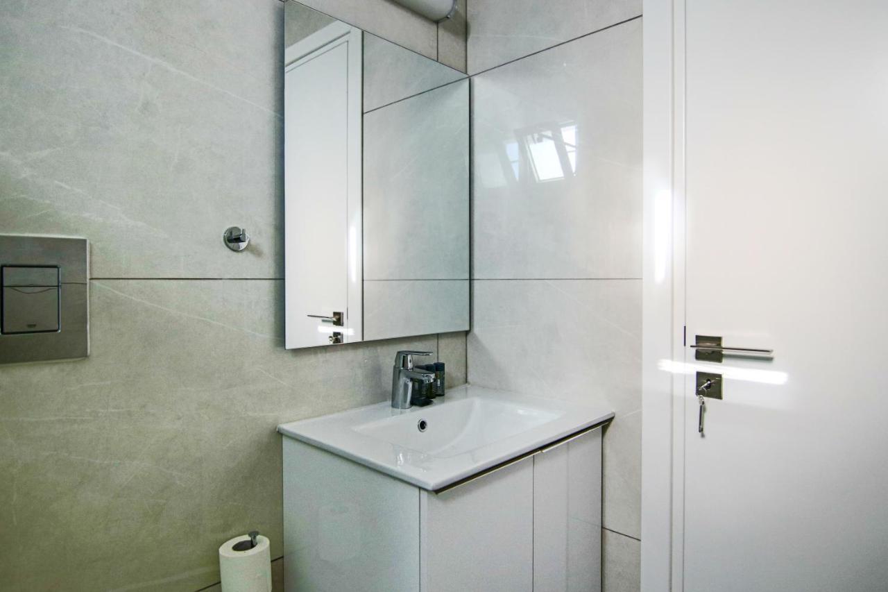 Phaedrus Living - Seaside Executive Flat Harbour 201 Daire Pafos Dış mekan fotoğraf
